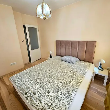 First Zoliborz 9 Varsovia